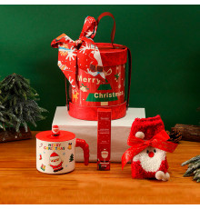 Рождественский подарочный набор 08 чашка крем для рук носки новогодние подарок на новый год