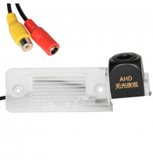 Автомобильная камера заднего вида Volkswagen Touareg Tiguan Passat Polo (5645)