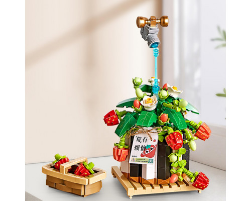 3D конструктор набор строительных блоков LOZ 1284 клубника в горшке 686 деталей пластиковый